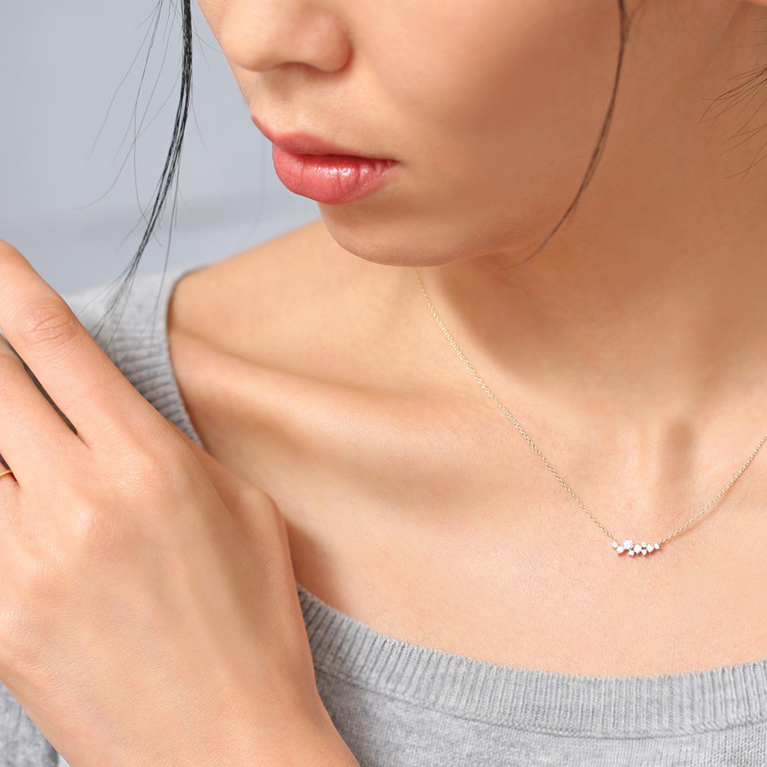 0.25 TCW Round Moissanite Cluster Ring - crownmoissanite