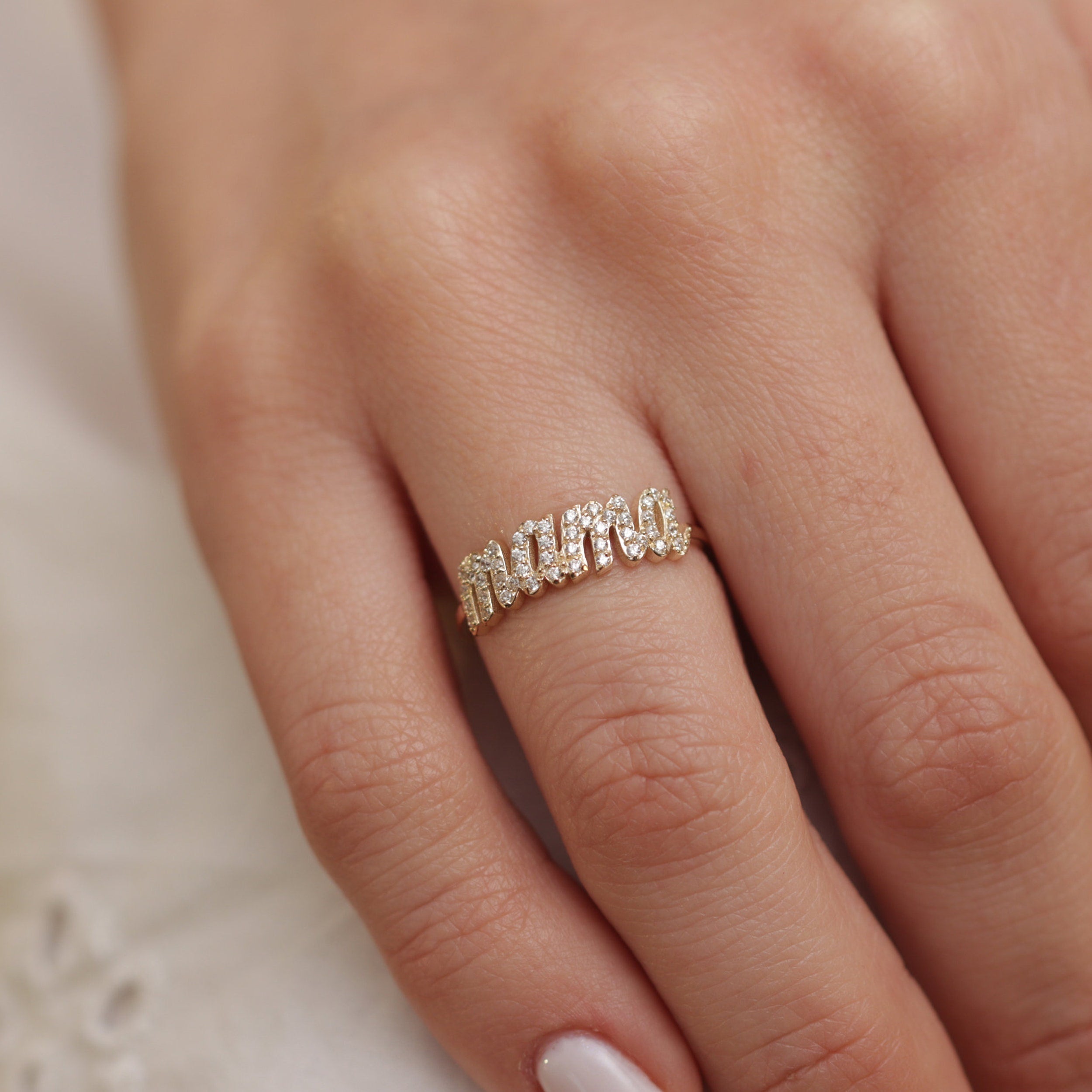 0.30 TCW Round Moissanite Mama Ring - crownmoissanite