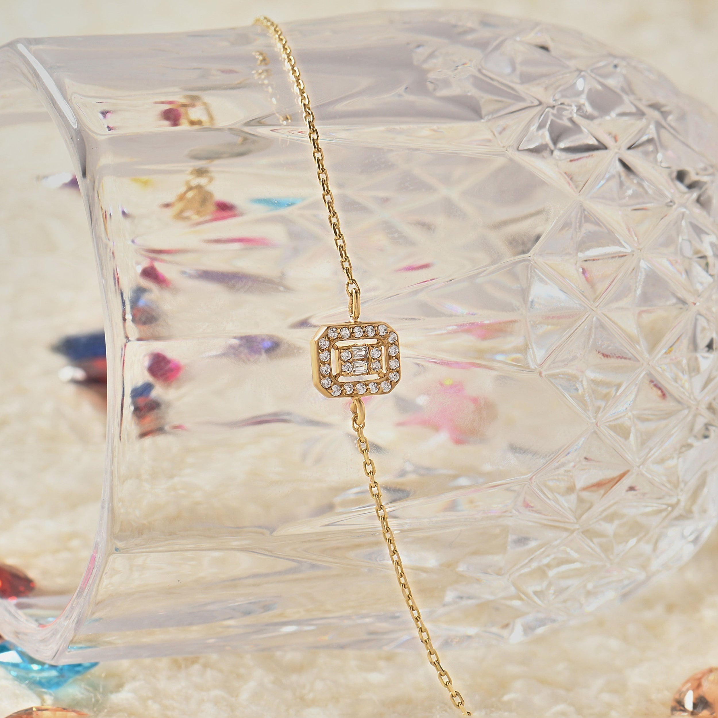 0.20 TCW Baguette & Round Moissanite Dainty Bracelet - crownmoissanite