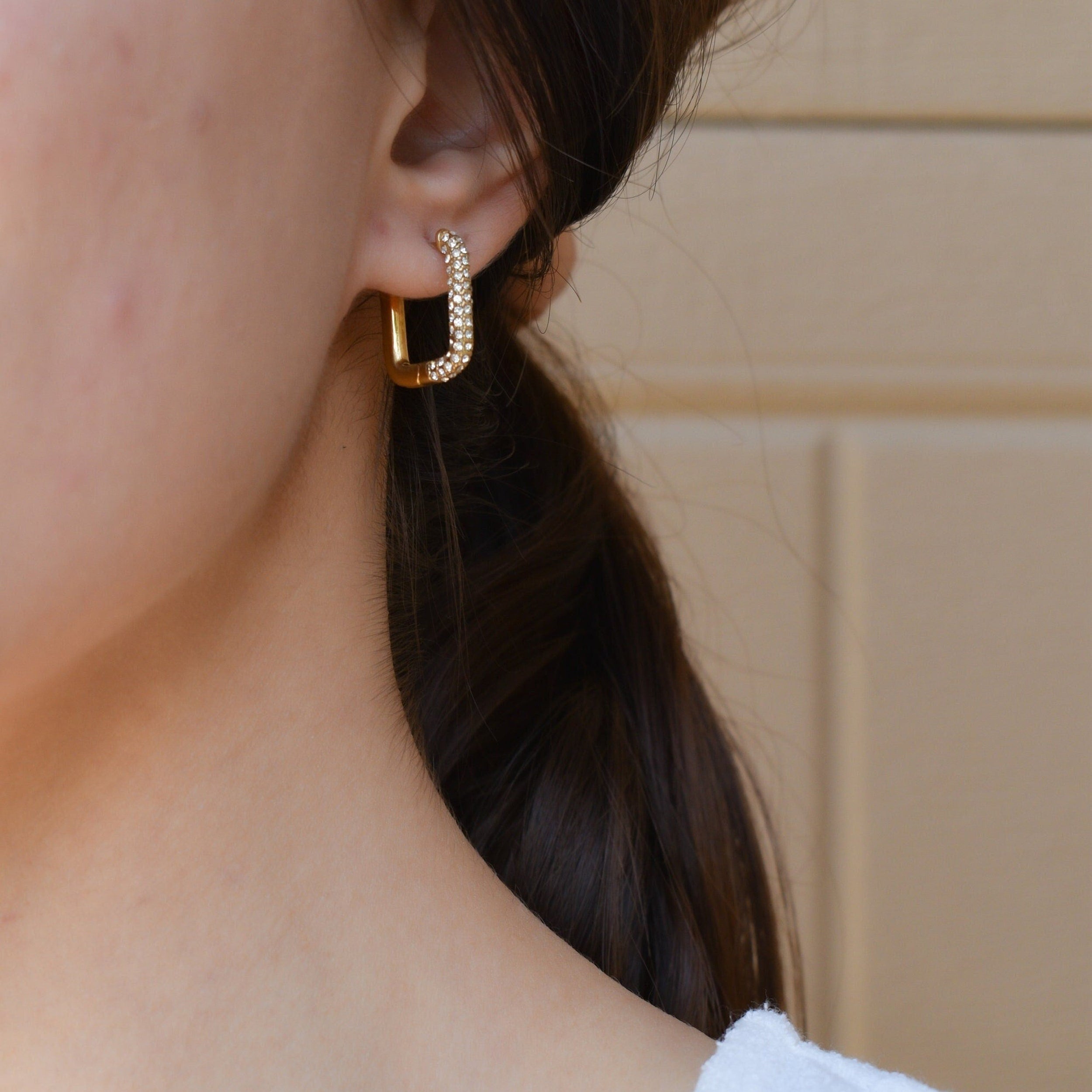 0.50 TCW Round Moissanite Rectangle Hoop Earrings - crownmoissanite