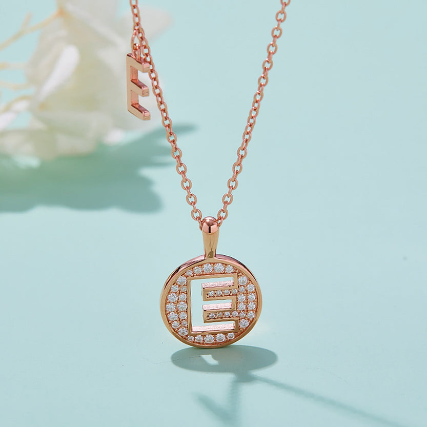 Customized "E" Letter Moissanite Diamond Necklace - crownmoissanite