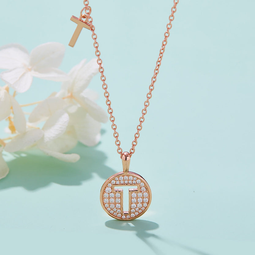 Customized "T" Letter Moissanite Diamond Necklace - crownmoissanite