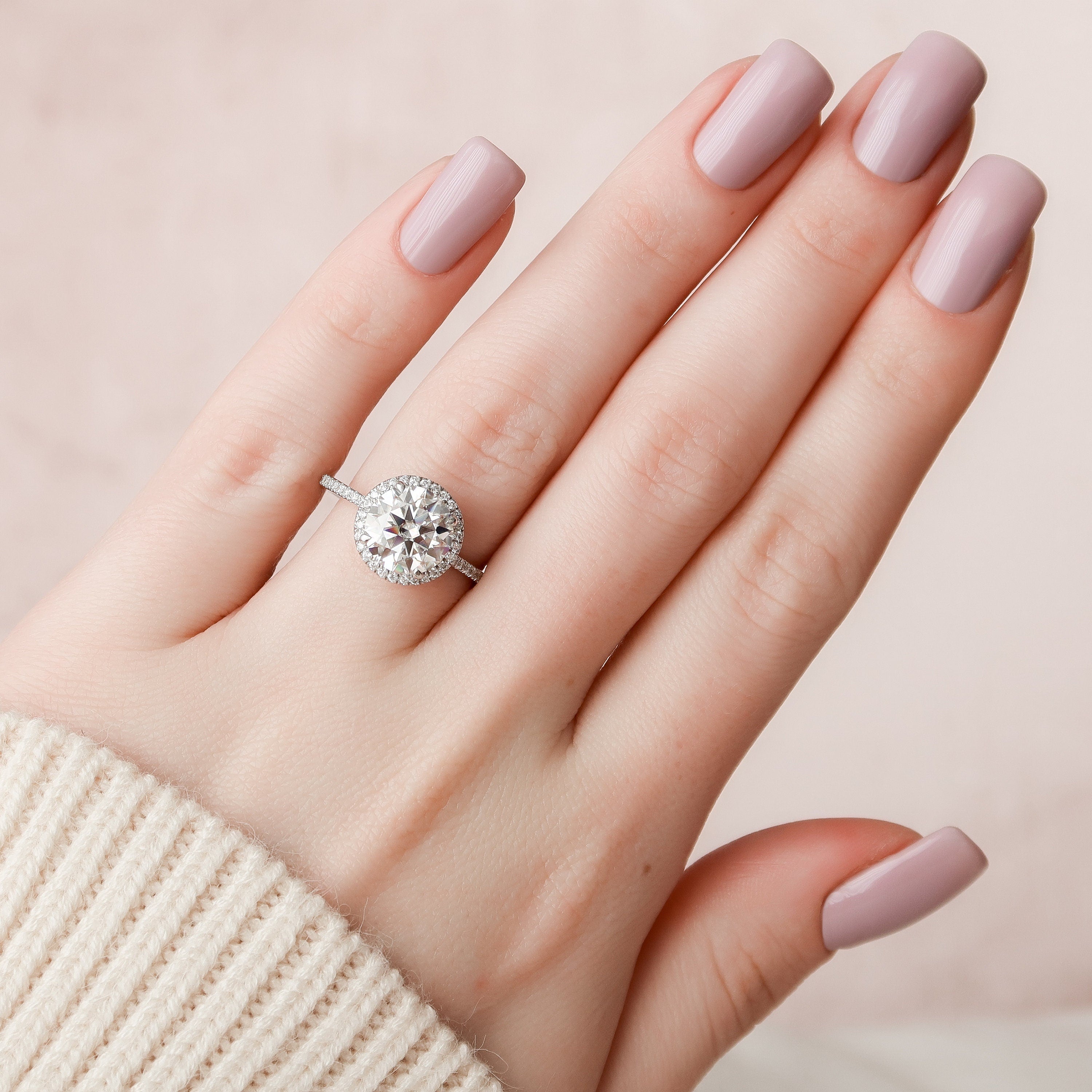 3.0 CT Round Cut Halo Style Moissanite Engagement Ring - crownmoissanite