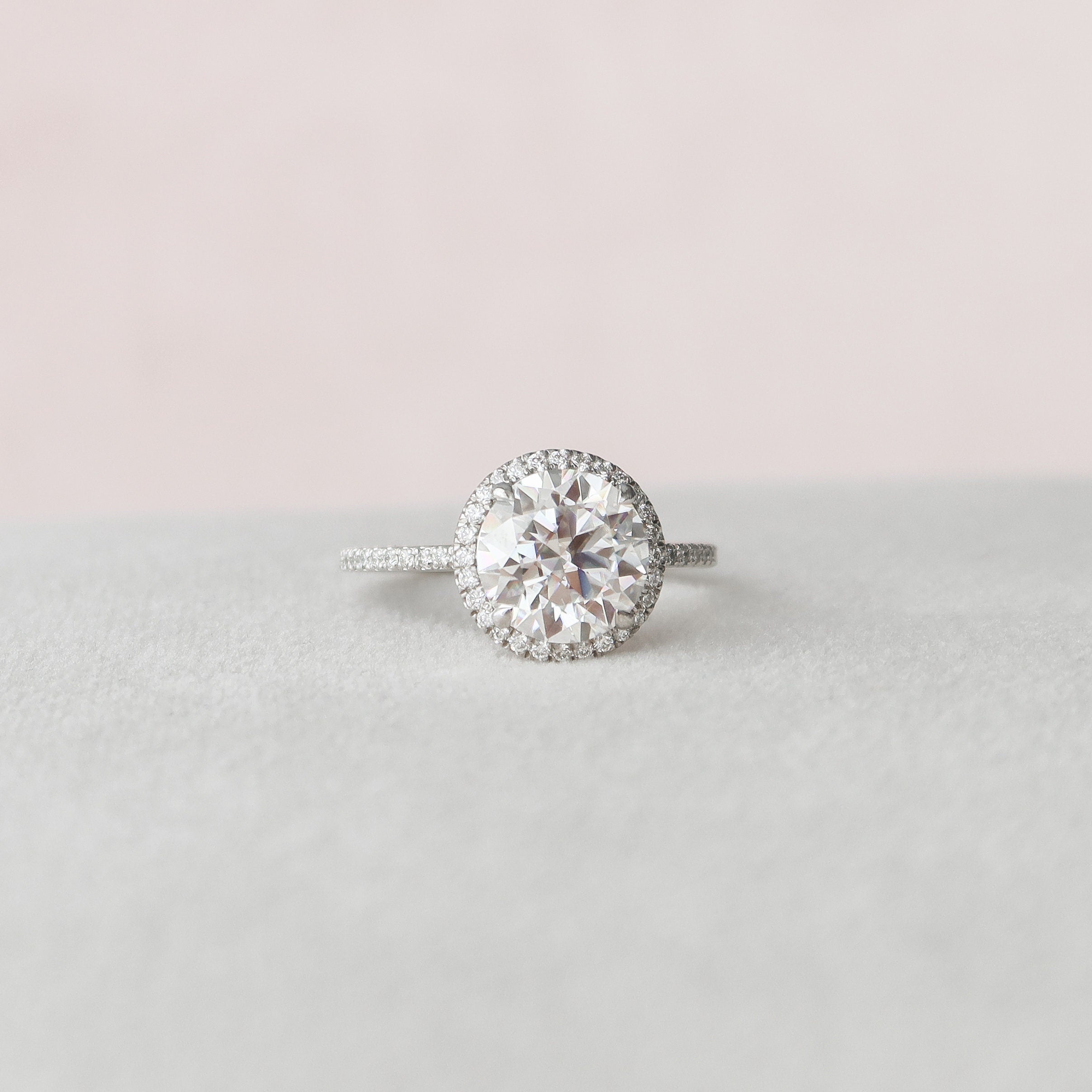 3.0 CT Round Cut Halo Style Moissanite Engagement Ring - crownmoissanite