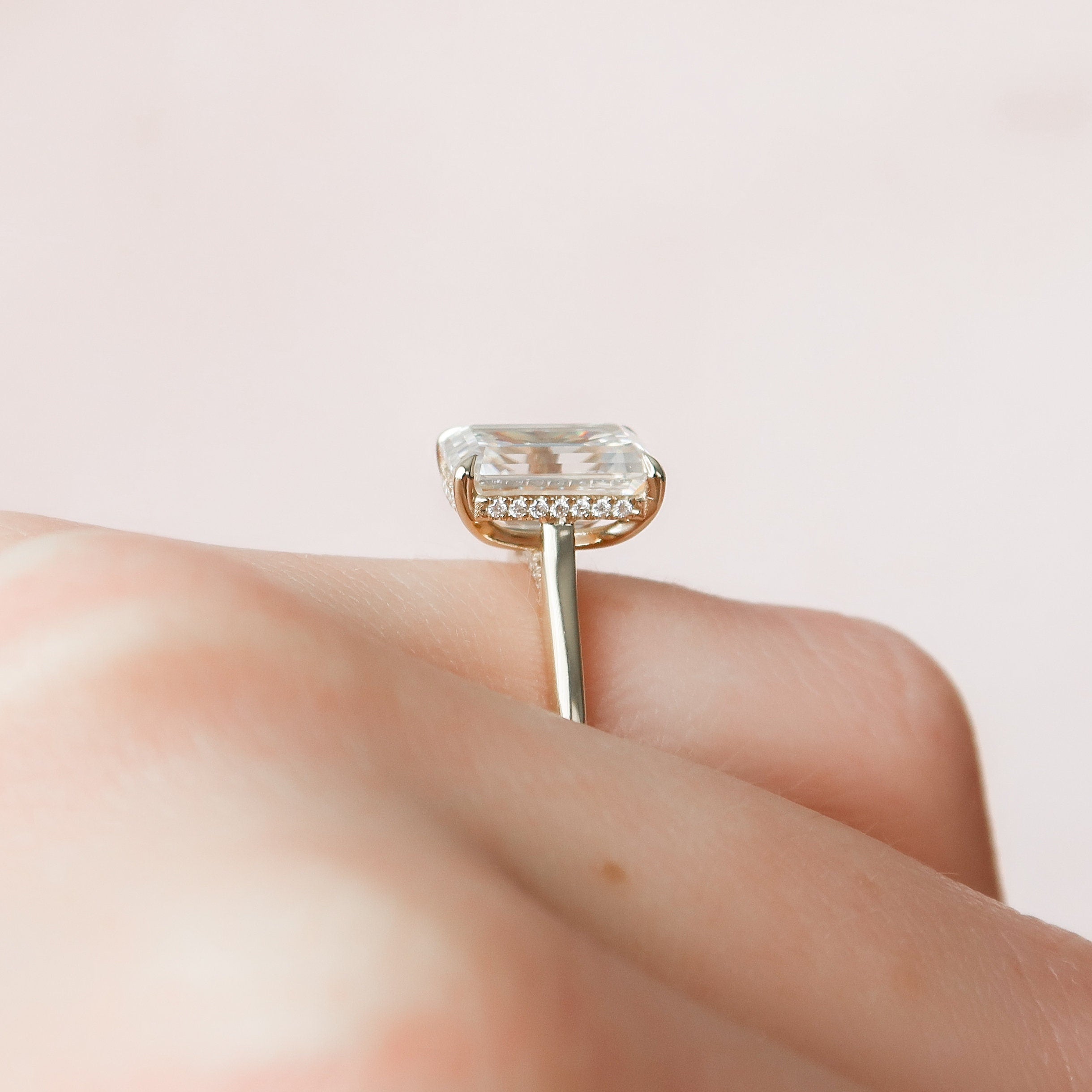 4.0 CT Emerald Solitaire & Hidden Halo Moissanite Engagement Ring - crownmoissanite