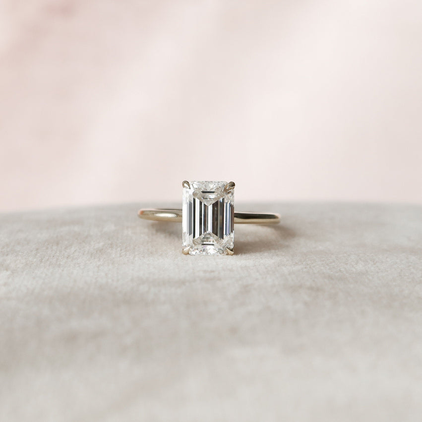 4.0 CT Emerald Solitaire & Hidden Halo Moissanite Engagement Ring - crownmoissanite