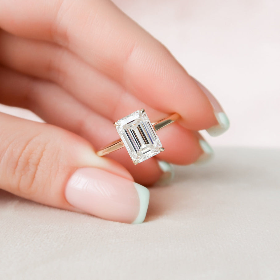 4.0 CT Emerald Solitaire & Hidden Halo Moissanite Engagement Ring - crownmoissanite