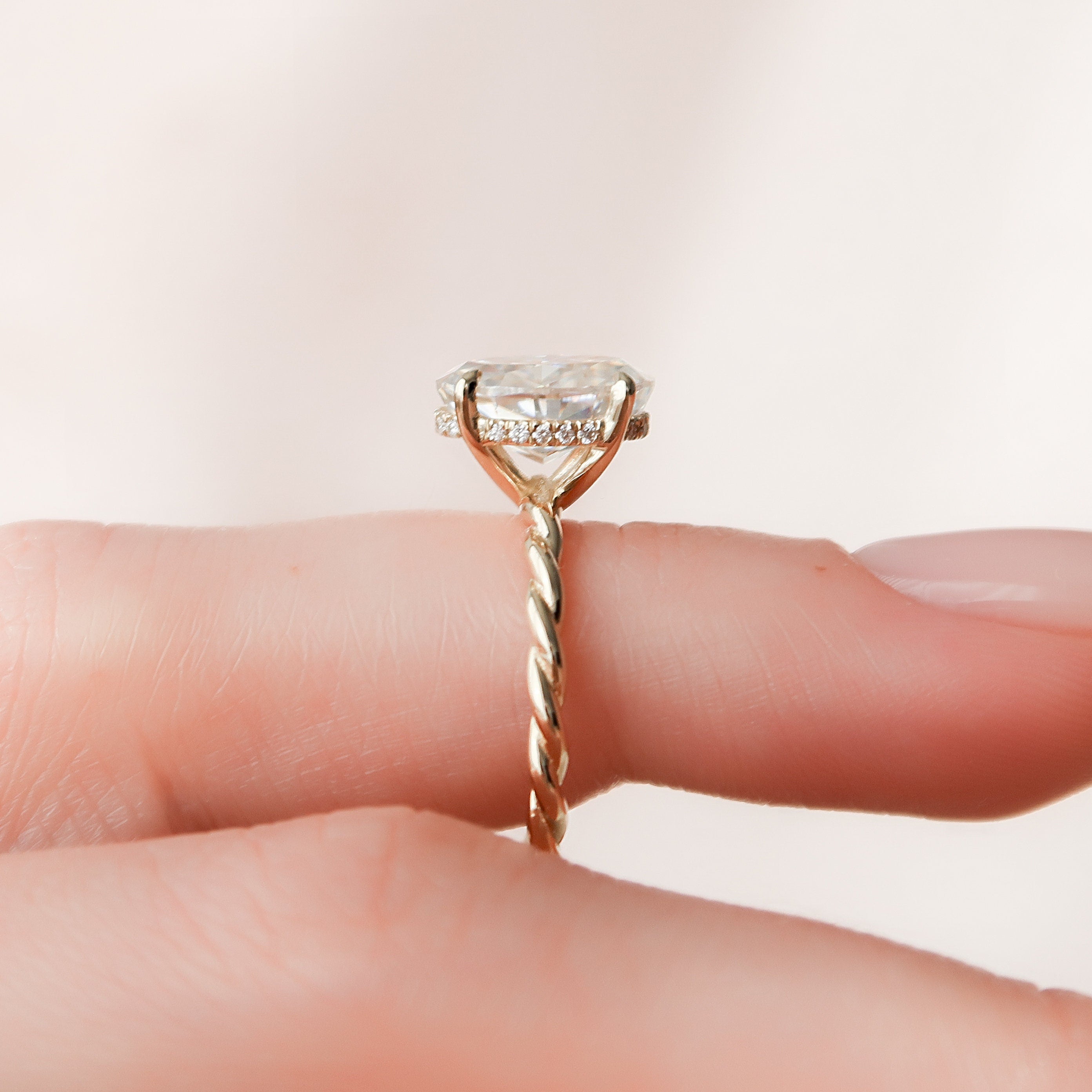 2.0 CT Oval Twisted Band & Hidden Halo Moissanite Engagement Ring - crownmoissanite