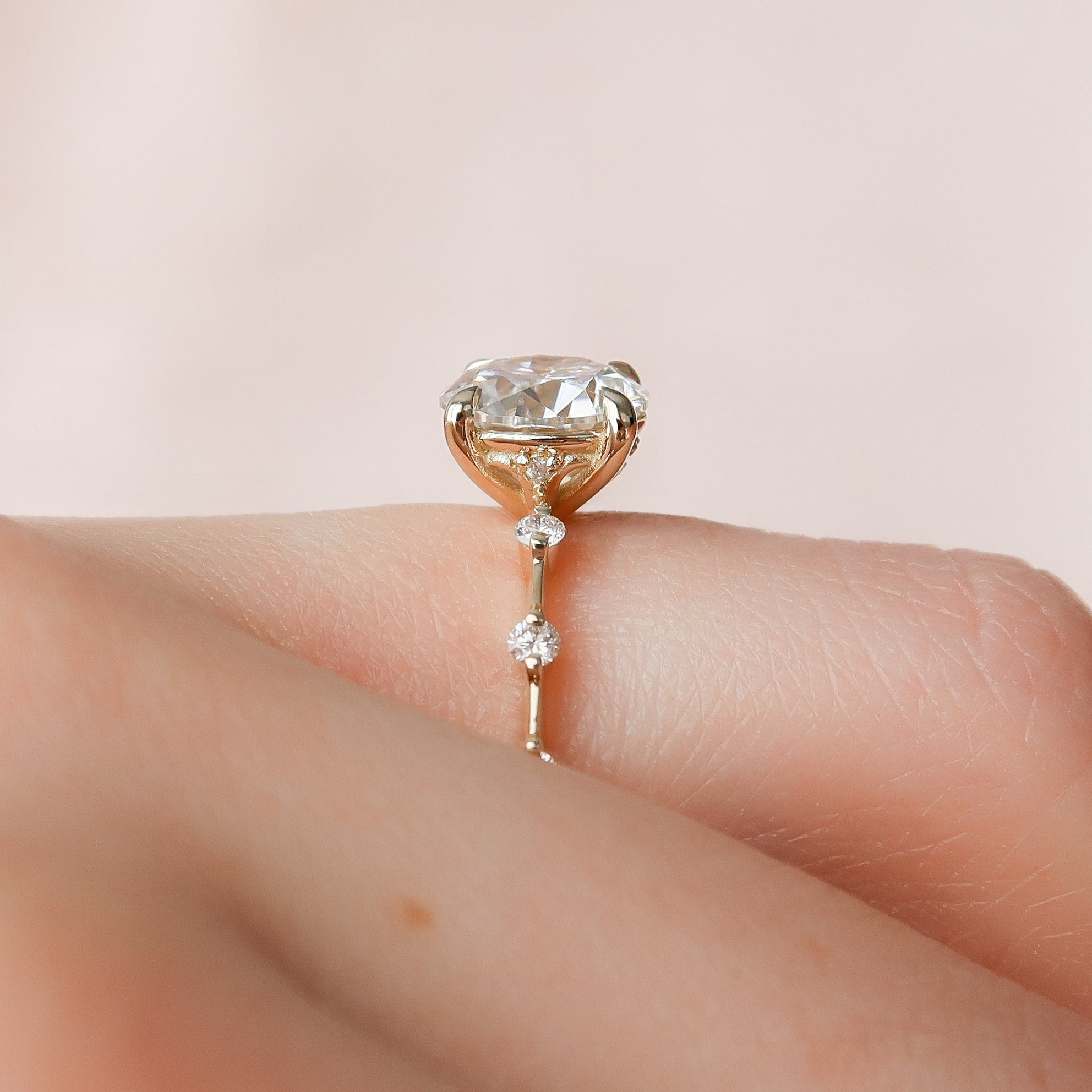 2.0 CT Round Dainty Pave Moissanite Engagement Ring - crownmoissanite