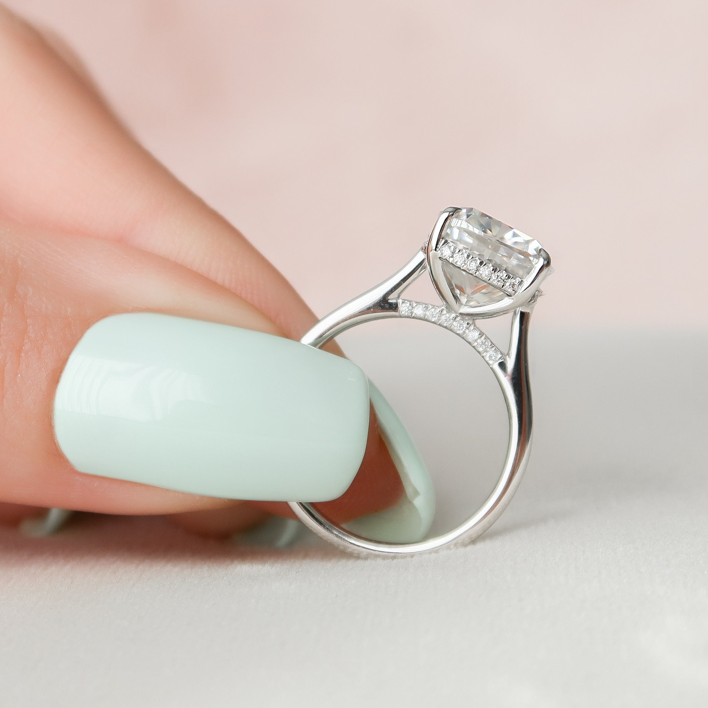 4.0 CT Cushion Cut Solitaire Style Moissanite Engagement Ring - crownmoissanite