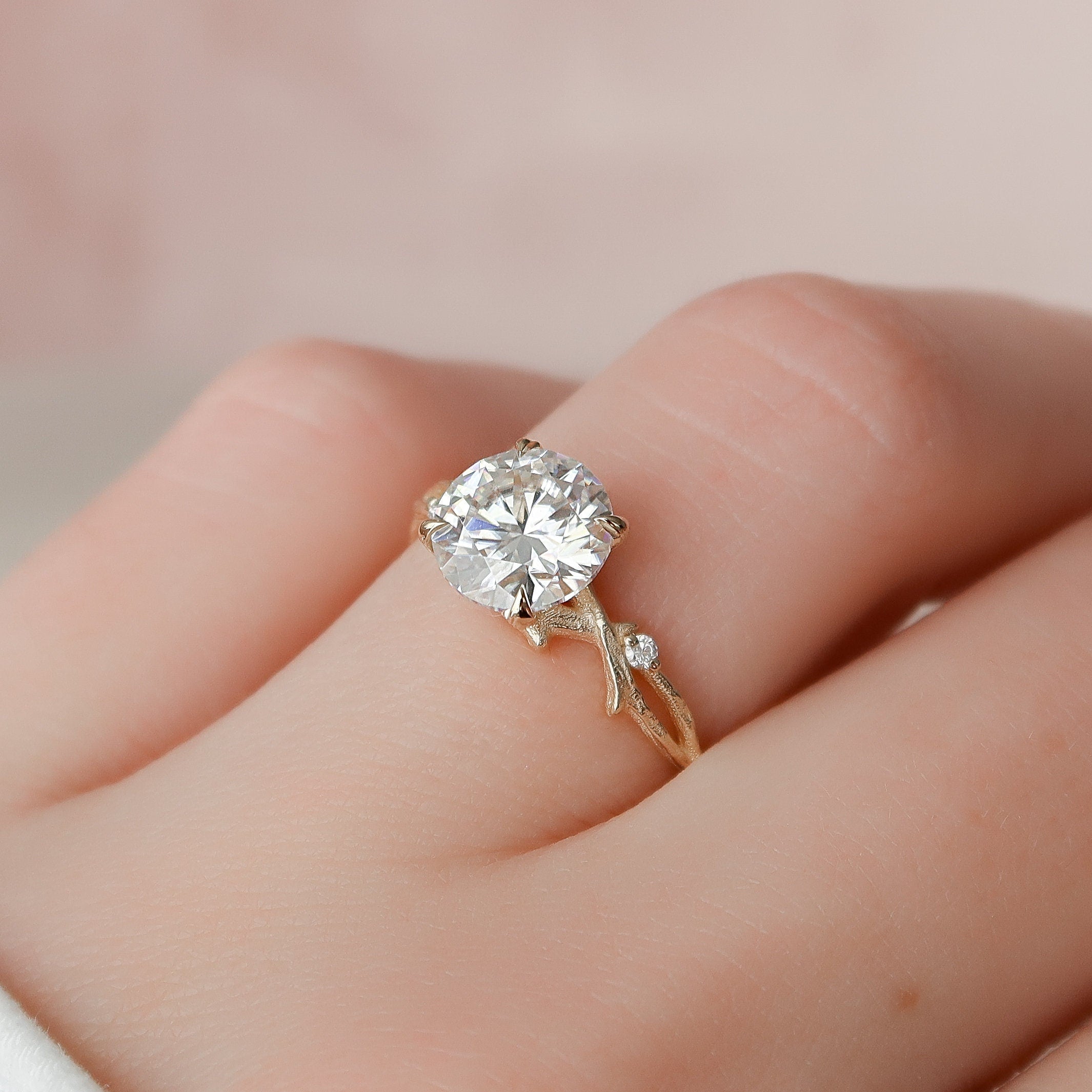 2 CT Round Cut Twig Pave Setting Moissanite Engagement Ring - crownmoissanite