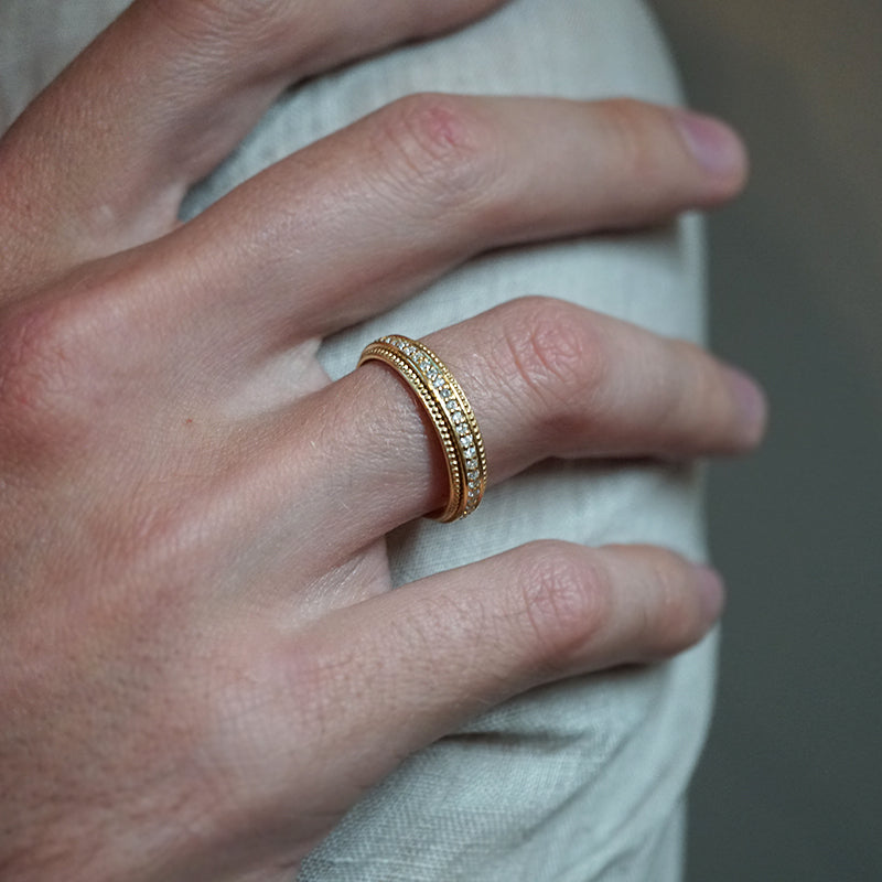 Round Stones Milgrain Men's Wedding Band - crownmoissanite