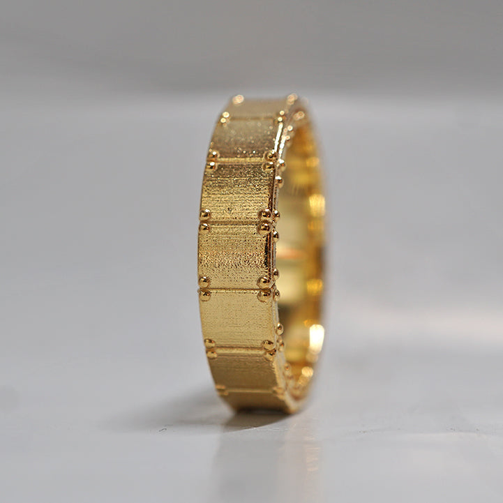 Classic Shield Textured Men's Wedding Band - crownmoissanite