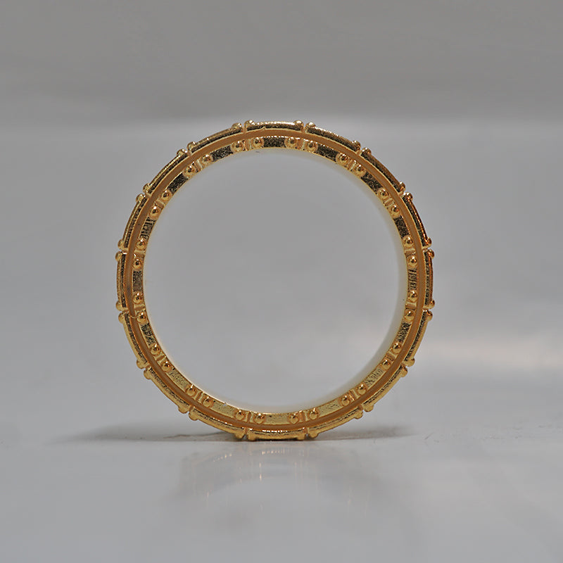 Classic Shield Textured Men's Wedding Band - crownmoissanite