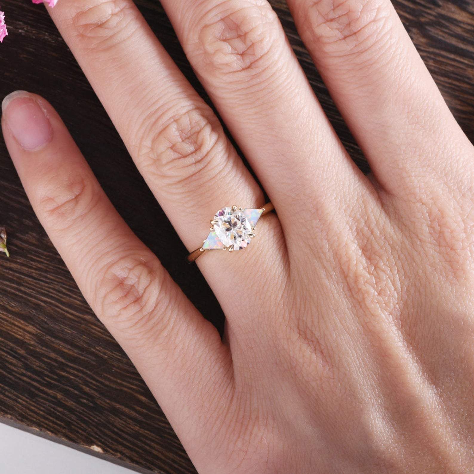 0.75 CT Oval Three Stone Moissanite Engagement Ring - crownmoissanite