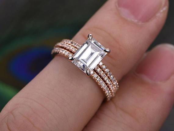 1.0 CT Emerald Cut Solitaire Moissanite Bridal Ring Set - crownmoissanite