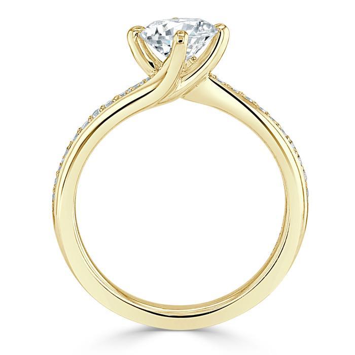 0.75 CT Round Shaped Moissanite Solitaire Engagement Ring - crownmoissanite