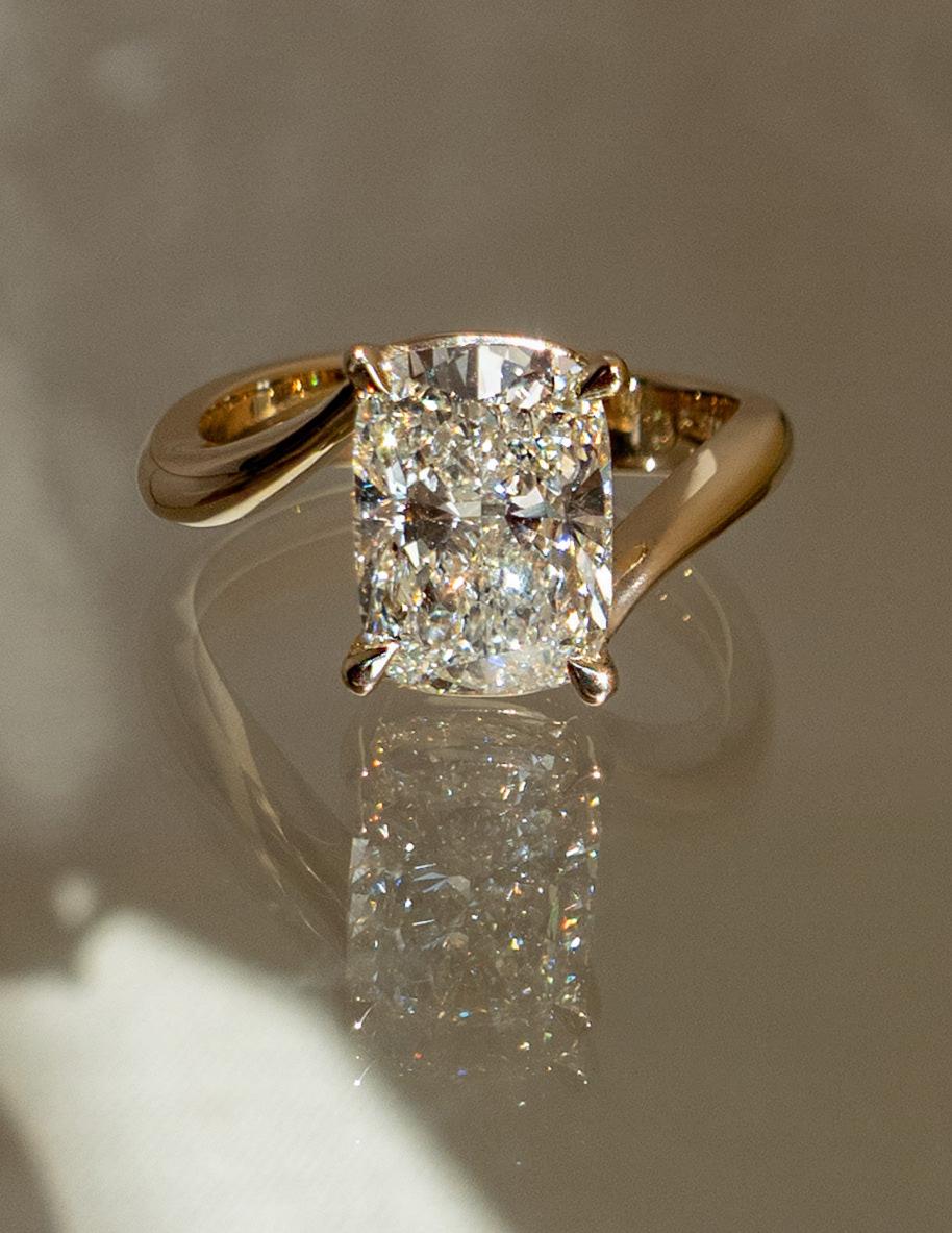 1.5 - 3.5 CT Elongated Cushion Shaped Moissanite Soliatire Style Engagement Ring