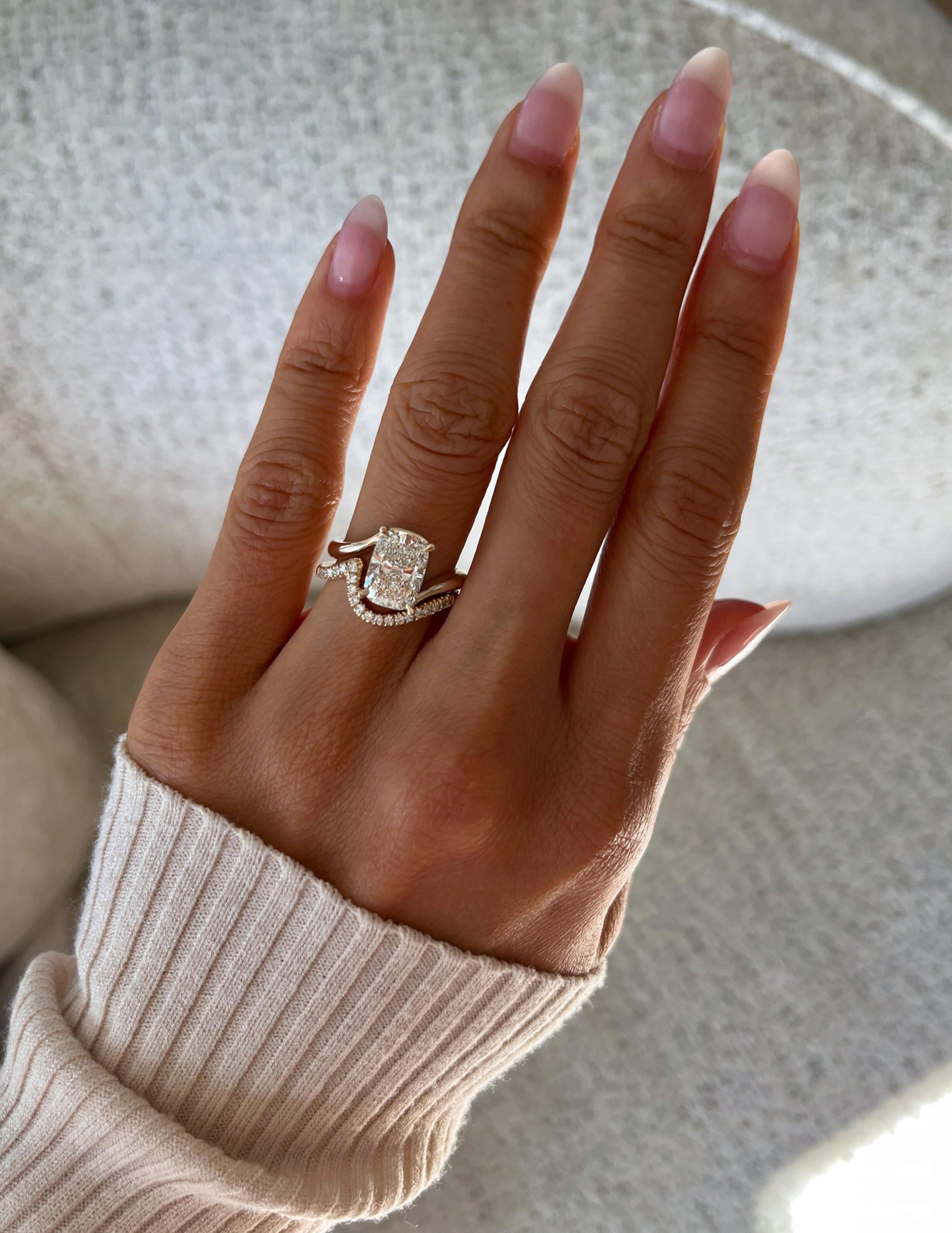 1.5 - 3.5 CT Elongated Cushion Shaped Moissanite Soliatire Style Engagement Ring