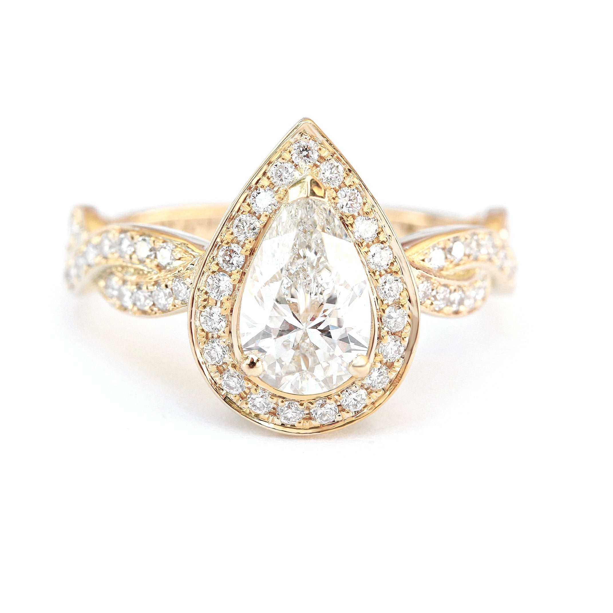 1.0 CT Pear Moissanite Vintage Engagement Ring