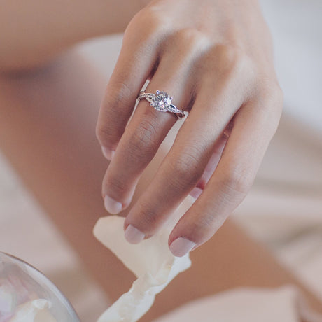 1.0 CT Round Shaped Moissanite Solitaire Twisted Engagement Ring - crownmoissanite