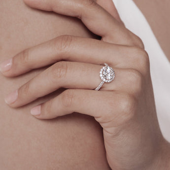 1.0 CT Round Shaped Moissanite Halo Engagement Ring - crownmoissanite