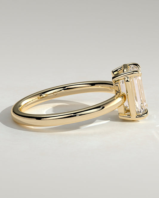 2.0 CT Emerald Cut Moissanite Solitaire Engagement Ring