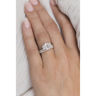 3.50 CT Oval Solitaire Moissanite Engagement Ring - crownmoissanite