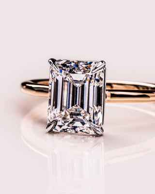 2.3 CT Emerald Cut Solitaire Moissanite Engagement Ring - crownmoissanite