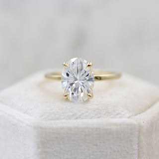 3.50 CT Oval Cut Solitaire Moissanite Engagement Ring - crownmoissanite