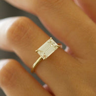 1.5 CT Emerald Shaped Moissanite Solitaire Engagement Ring - crownmoissanite