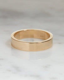 Classic Polished Wedding Band For Men - crownmoissanite