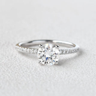1.0 CT Round Shaped Moissanite Solitaire Engagement Ring - crownmoissanite