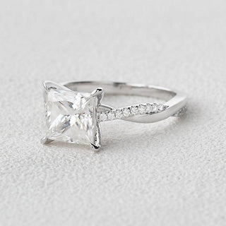 1.75 CT Princess Shaped Moissanite Solitaire Engagement Ring - crownmoissanite