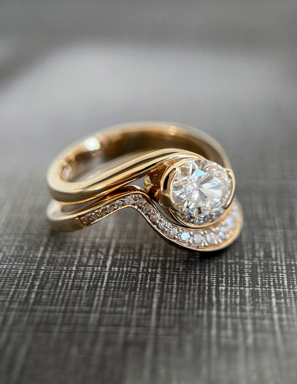 1.0- 2.0 CT Oval Cut Moissanite Pave Setting Bridal Set