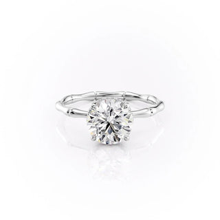 1.60 CT Round Cut Solitaire Style Moissanite Engagement Ring - crownmoissanite