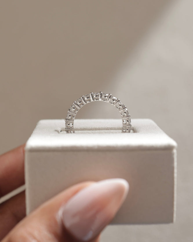 1.00 TCW round cut moissanite half eternity wedding band – classic and sparkling gold band, perfect for bridal wear, stacking, or anniversary gifting.