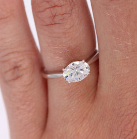 2.0 CT Oval Cut Solitaire Moissanite Engagement Ring - crownmoissanite