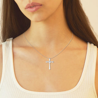 0.24 CT Round Moissanite Diamond Cross Necklace - crownmoissanite