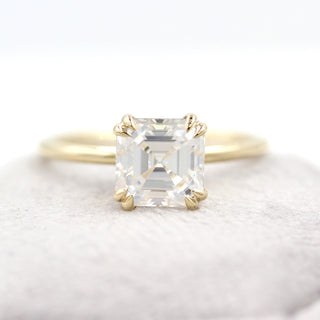 2.0 CT Asscher Cut Solitaire Moissanite Engagement Ring - crownmoissanite