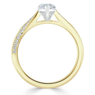 0.75 CT Pear Shaped Moissanite Solitaire Engagement Ring - crownmoissanite