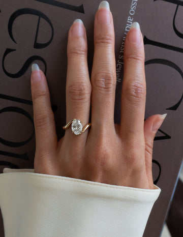 1.0 -2.0 CT Oval Cut Moissanite Bypass Engagement Ring