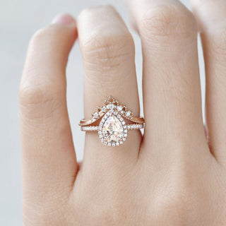 1.50 CT Pear Shaped Moissanite Halo Bridal Ring Set - crownmoissanite