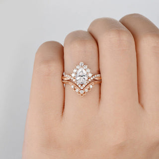 1.50 CT Pear Cut Cluster Twisted Moissanite Bridal Ring Set - crownmoissanite