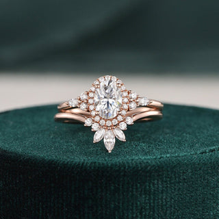 2.0 CT Oval Cut Cluster Halo Moissanite Bridal Ring Set - crownmoissanite