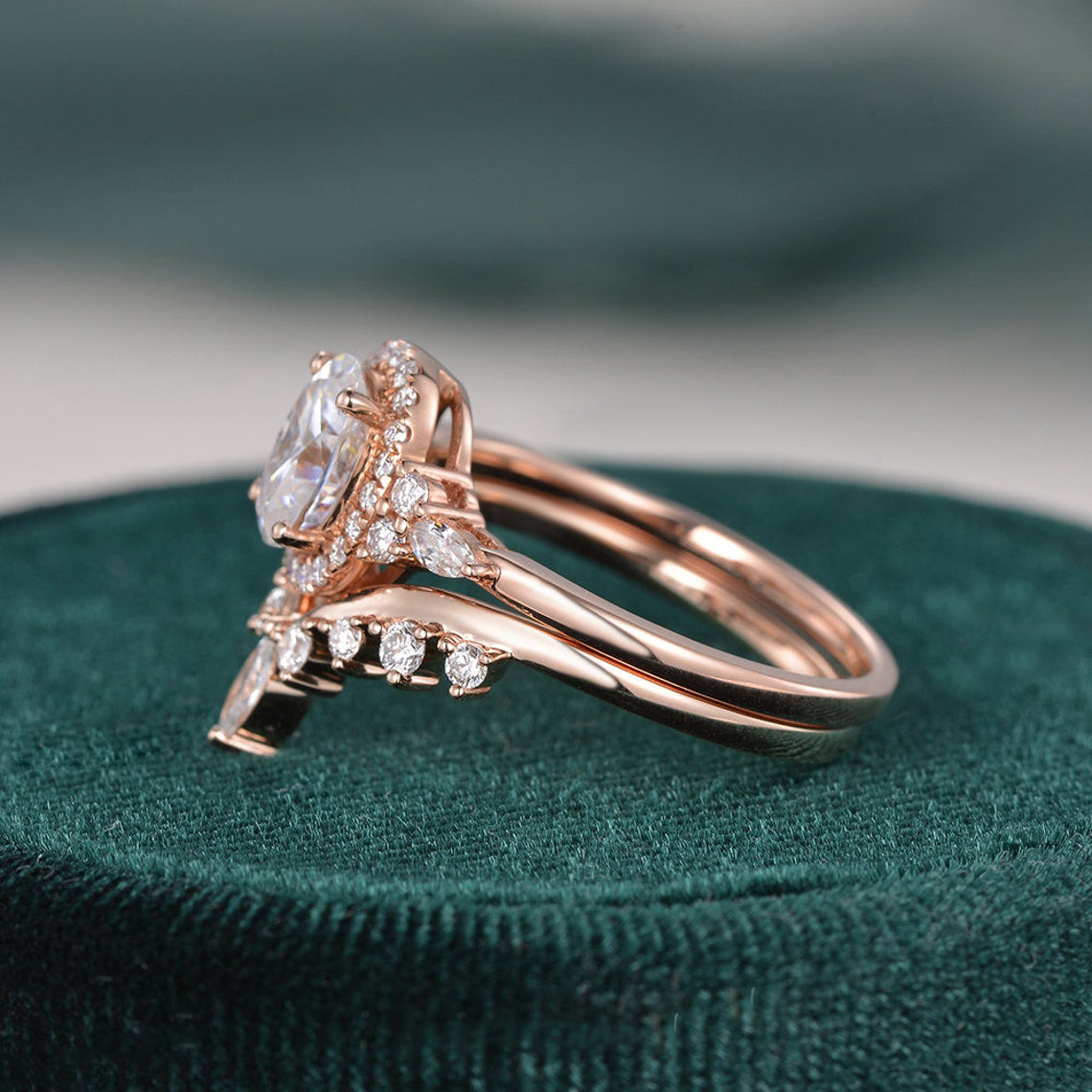 2.0 CT Oval Shaped Moissanite Cluster Halo Bridal Ring Set - crownmoissanite