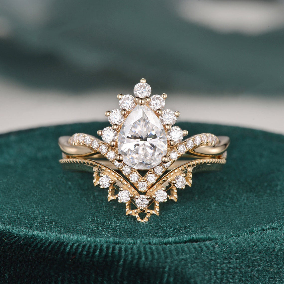 1.50 CT Pear Cut Cluster Twisted Moissanite Bridal Ring Set - crownmoissanite