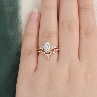 2.0 CT Oval Cut Cluster Halo Moissanite Bridal Ring Set - crownmoissanite