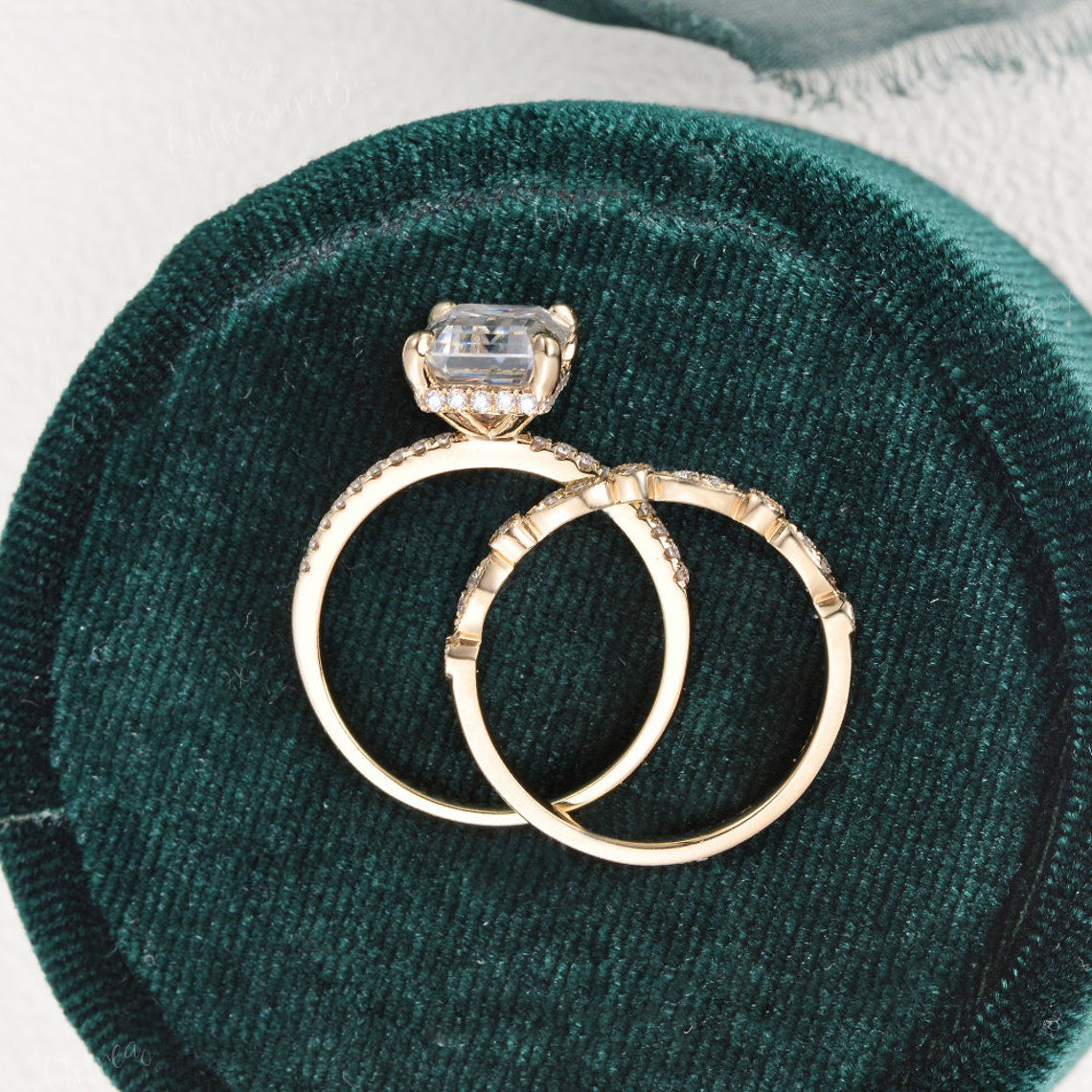 2.50 CT Emerald Cut Solitaire Style Moissanite Bridal Ring Set - crownmoissanite