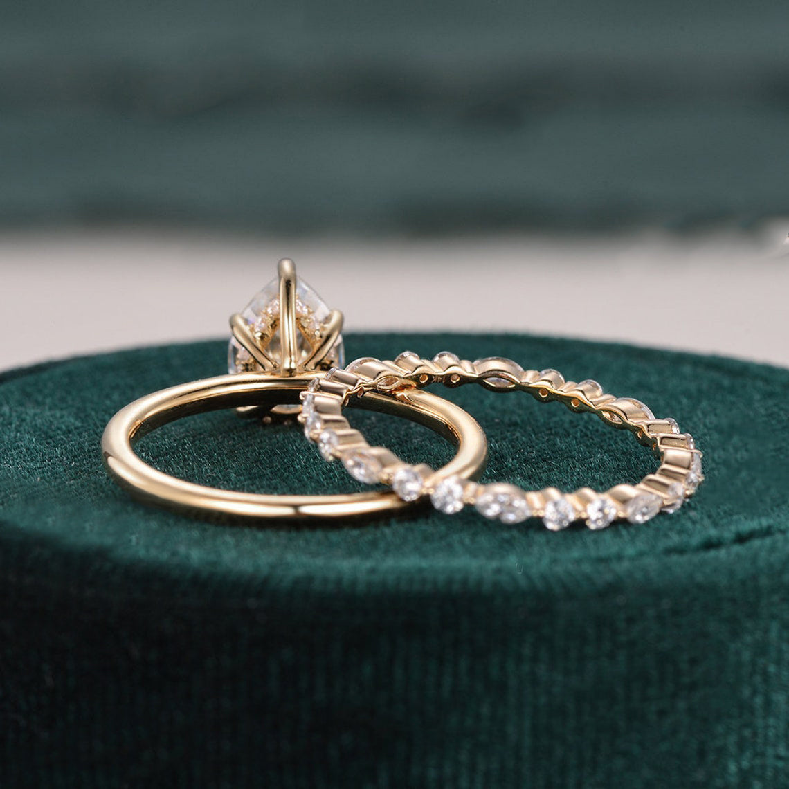 1.0 CT Pear Shaped Moissanite Solitaire Bridal Ring Set - crownmoissanite